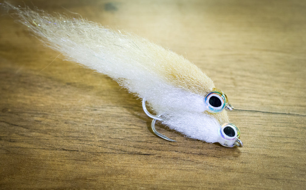 CUSTOM TIE BAITFISH BRUSH FLY