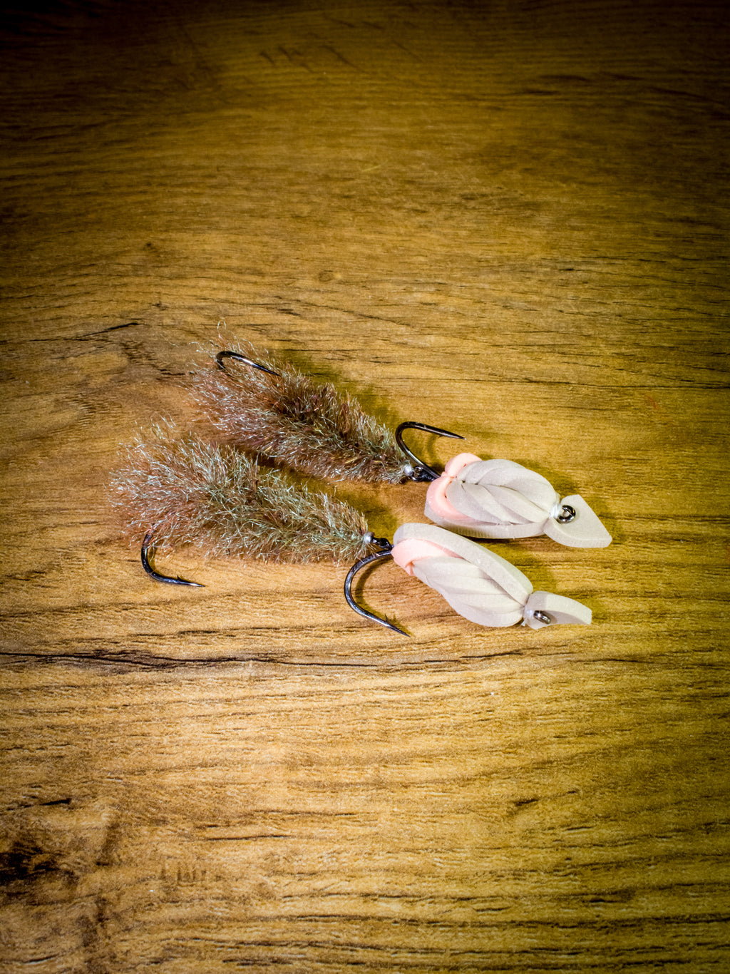 CUSTOM TIE LIVELY GRUNTER PRAWN FLY