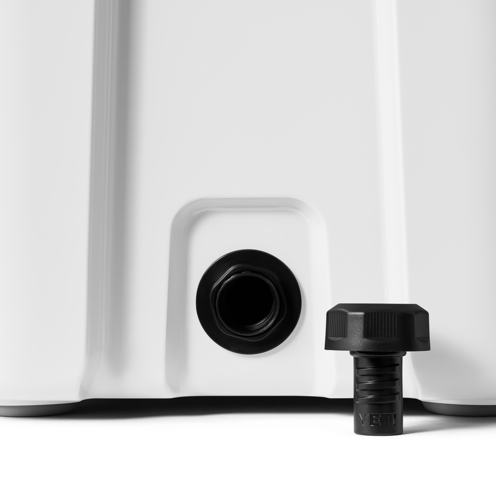 YETI ROADIE 24 HARD COOLER