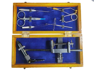 XPLORER COACHMAN FLY TYING KIT
