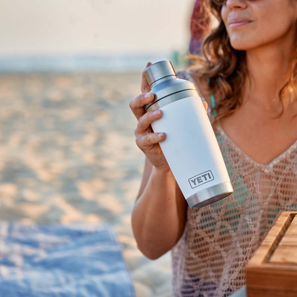 YETI RAMBLER 20oz / 592ml COCKTAIL SHAKER YETI RAMBLER 20oz / 592ml COCKTAIL SHAKER