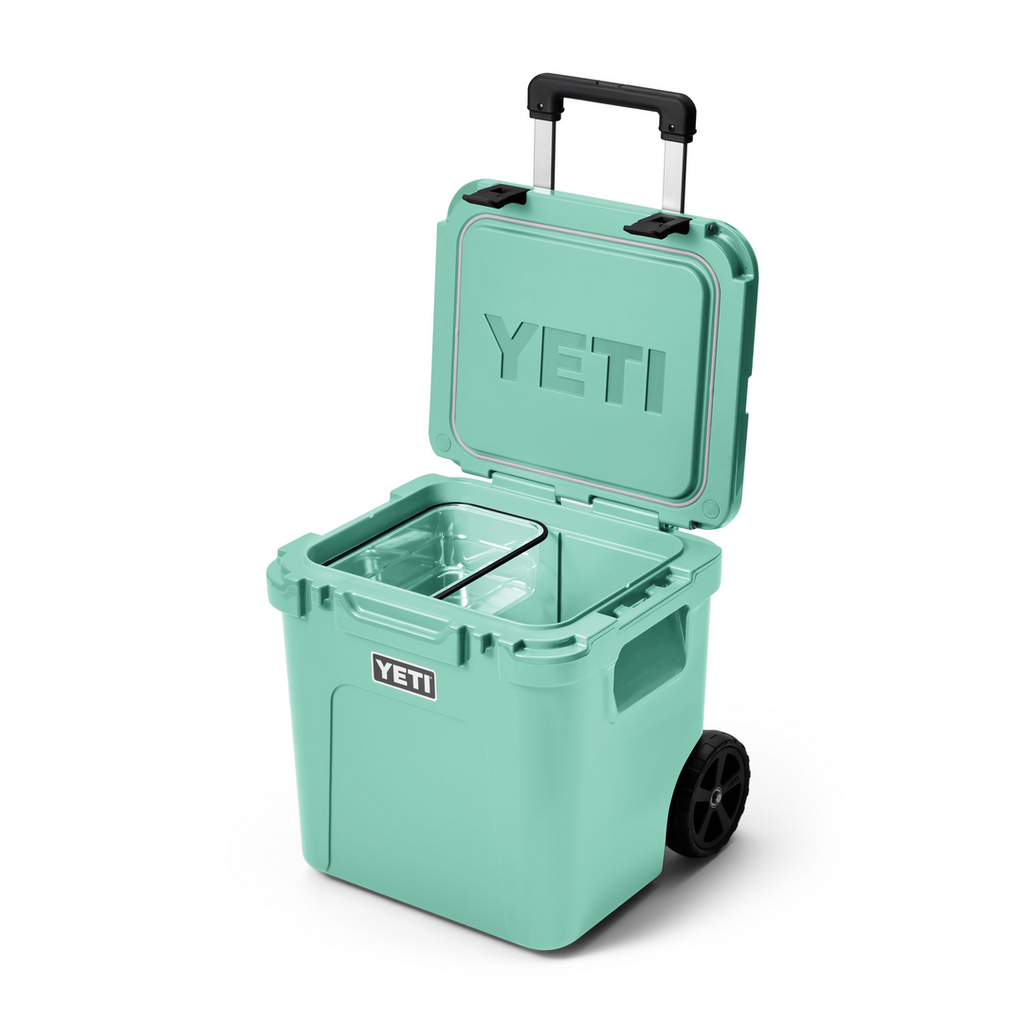 YETI ROADIE 48 WHEELED COOLER