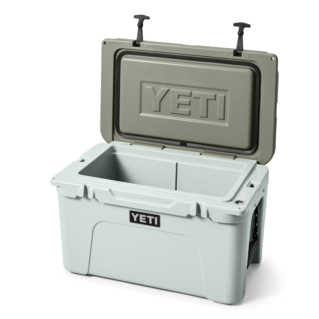 YETI TUNDRA 45 HARD COOLER